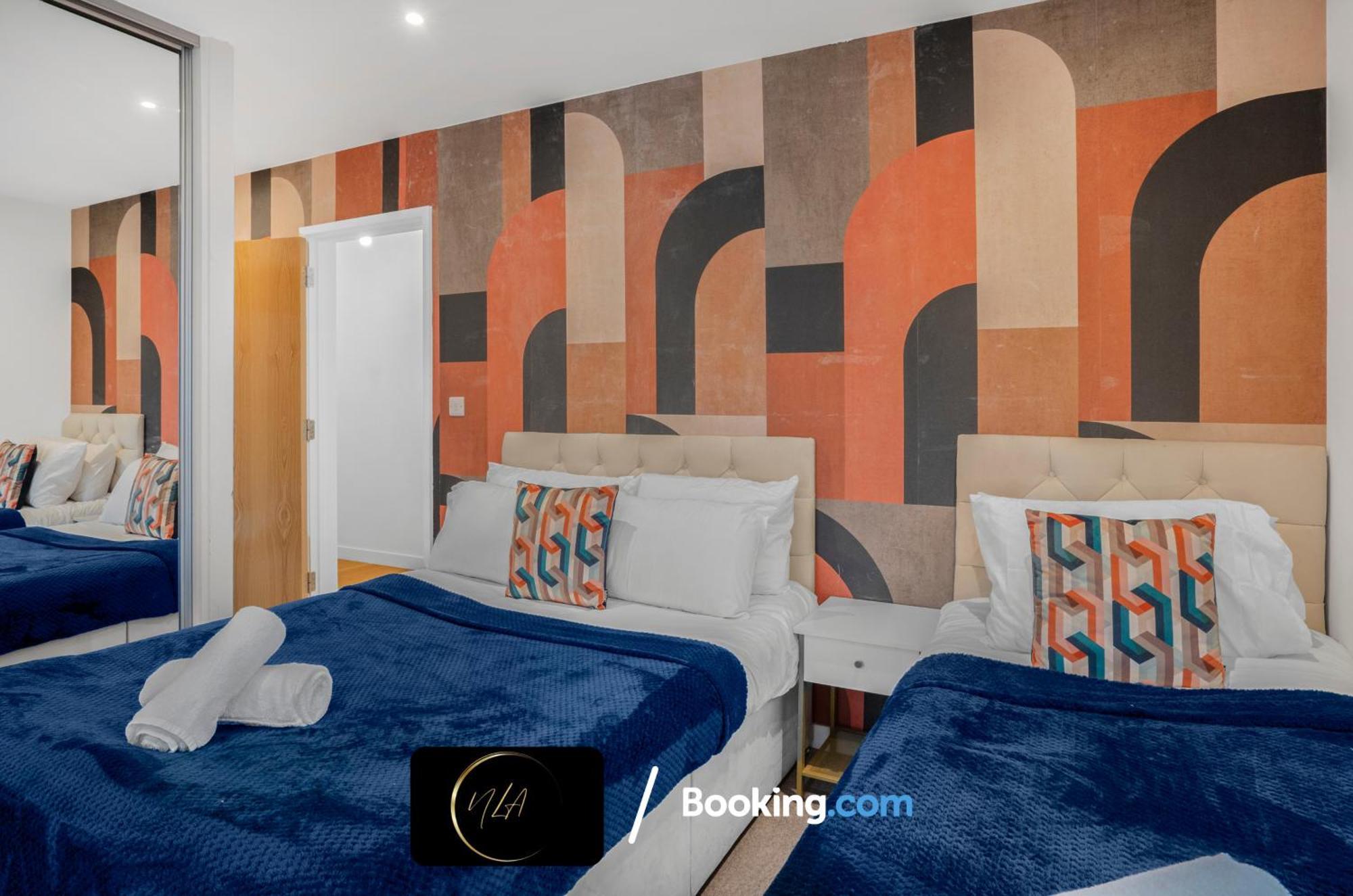City Centre Apartment With Free Parking, 2 Bathrooms, Netflix And Wifi - Suitable For Contractors And Families - By Noor Luxury Accommodations Birmingham Buitenkant foto