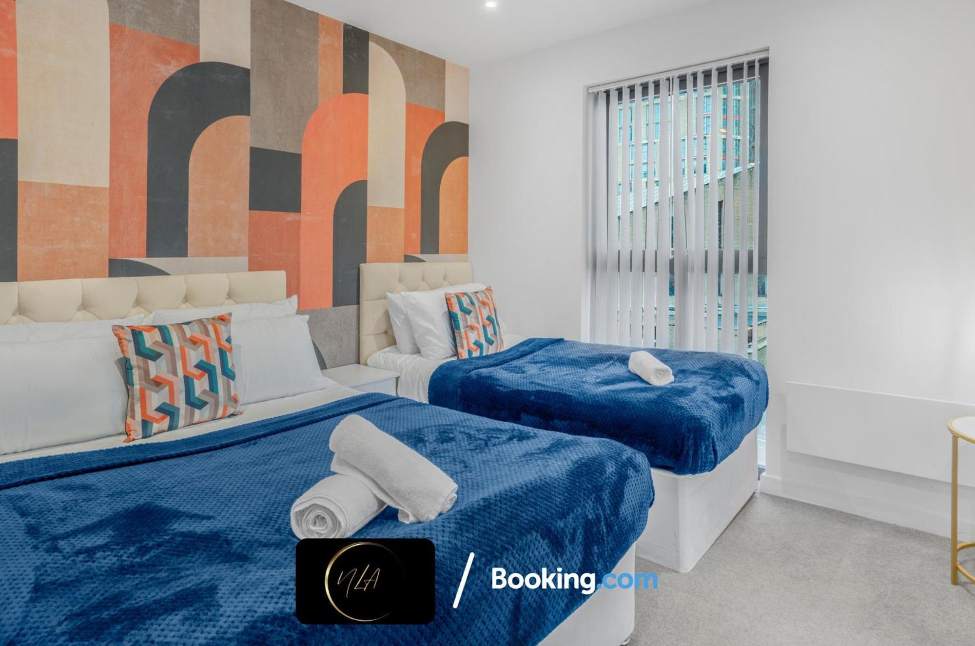 City Centre Apartment With Free Parking, 2 Bathrooms, Netflix And Wifi - Suitable For Contractors And Families - By Noor Luxury Accommodations Birmingham Buitenkant foto